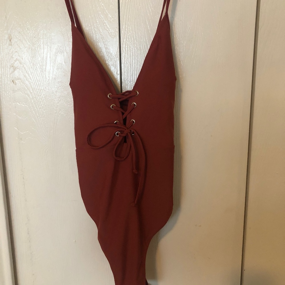 NWT Cupshe lace front swimsuit
